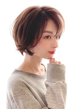 レウナ 外苑前(Reuna) 20代30代40代大人可愛いニュアンスショートボブ 小顔ショート