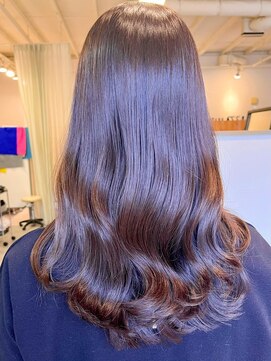 エレッタプロデュースドバイアリュール(Eletta Produced by ALLURE) 艶髪ロング×髪質改善