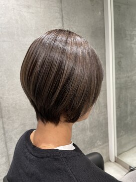 リュネッツ(lunettes) 30代40代◎大人上品ショートレイヤー【鷺沼】