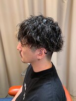 ブロッサム 保谷(Blossom) 20代30代メンズツイストパーマ束感トショート