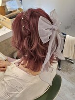 ヘアメイク エンカレッジ(HAIR MAKE encourage)&nbsp;ねじりのハーフツイン