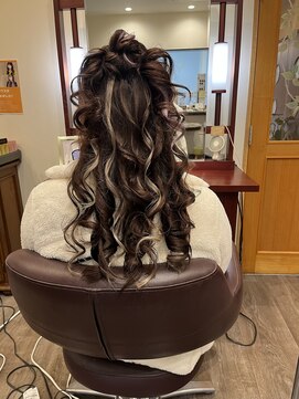 ヘアーメイク ナユタ(hair make nayuta) ハーフアップ