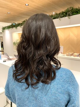 ステアケース 武蔵小杉店(stair:case) コテ巻き風パーマ　しっかりカール　武蔵小杉