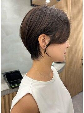 ロンドプロフィール 浦和(Lond profil) 大人可愛い20代30代40代黒髪前下がりショートボブ丸みショート◎