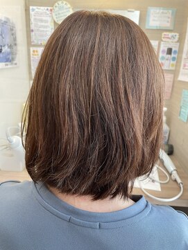 カノン(KANON) ミディアムボブ