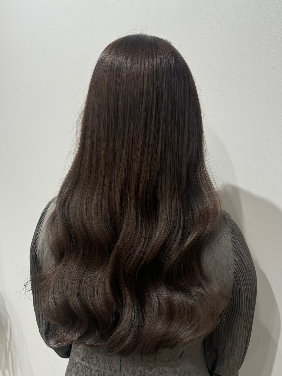 【ケアカラーで季節のトレンドヘアに♪】カット+ameriカラー+トリートメント