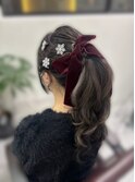 リボンが際立つポニーテール