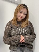 アース 三軒茶屋店(HAIR&MAKE EARTH) アカリ