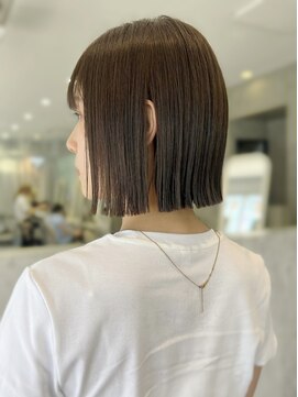 アトロ(Atoro) カット/カラー/イメチェン/顔周り/ボブ/レイヤーカット/大阪梅田