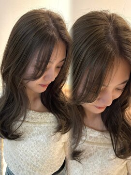 福井透明感カラーオリーブベージュ韓国くびれ巻き学生レイヤー