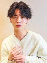 ルーストデラックス 京都河原町三条(ROOST dx)&nbsp;MEN’S/リバースセンターパート/ニュアンスパーマ/河原町