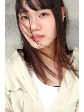 スリーヌーン(THREE noon) 20代30代大人可愛い こなれヘア ストレート