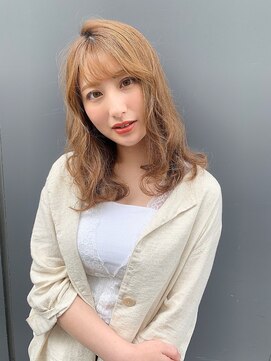 ビーハイブ 一番町店 アヴェダ(BEHIVE) ブリーチ無しのハイトーンベージュカラー☆