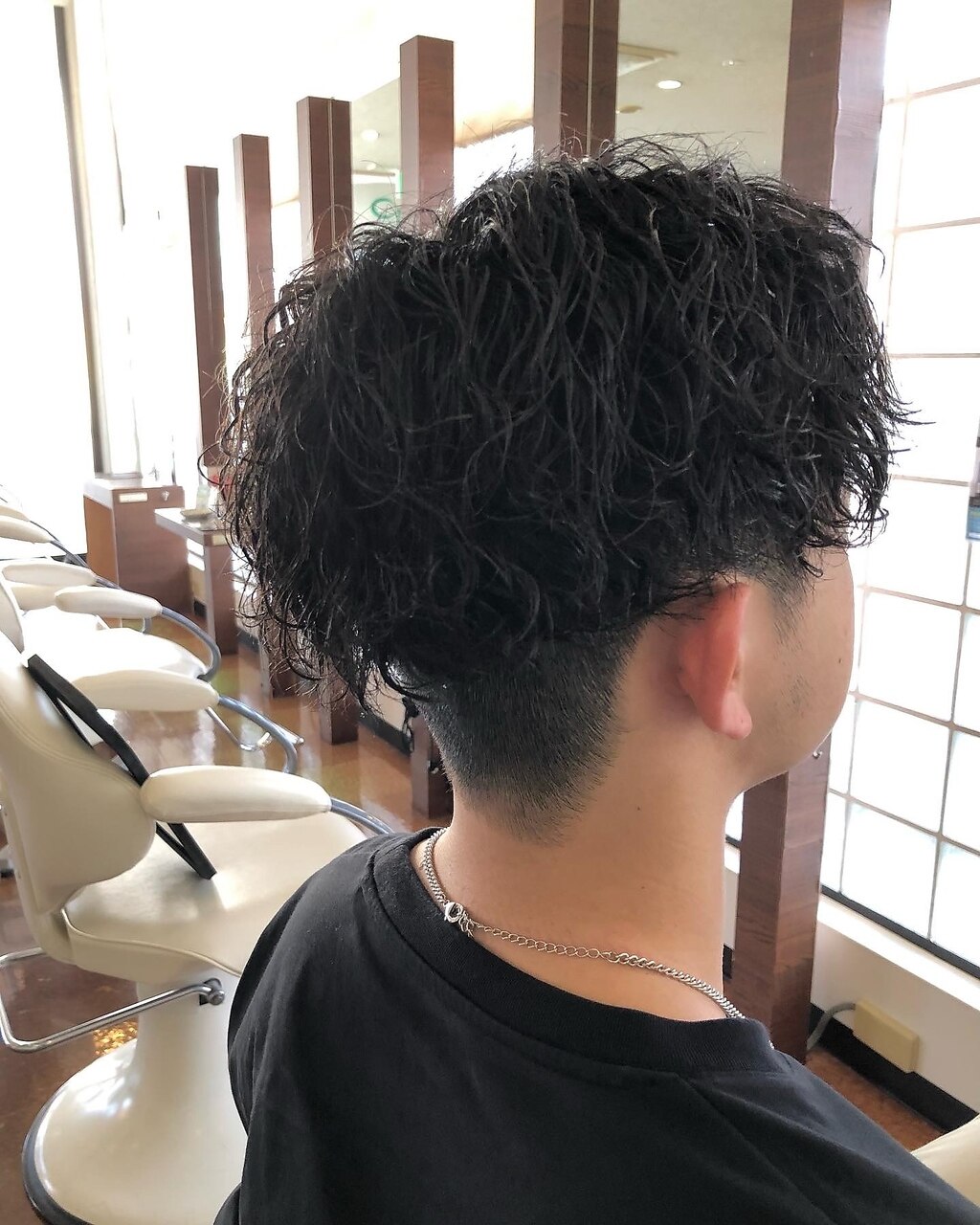 【メンズ】スタイリング剤付きパーマ（カット込み）　\14,300→\13,200
