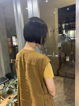 アルカナ 明治神宮前原宿(ARCANA) 透明感カラー ダークグレー 秋カラー 切りっぱなしボブ