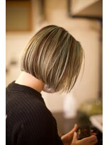 スリースリーナイン ヘアーアンドメイク(339 hair&make) ハイライトにグリーンとボブ