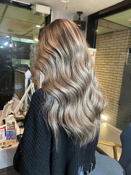 ラフ(LAFF) #バレイヤージュ#グレージュカラー#ボブウルフ#ココアベージュ