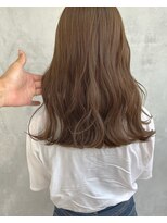 キチ(kichi.)&nbsp;[kichi.] ミディアム×くすみベージュ