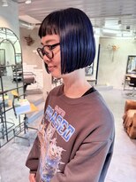 ロリム(RorriM)&nbsp;前下がりミニボブ　アンブレラカラー　ブルーバイオレット