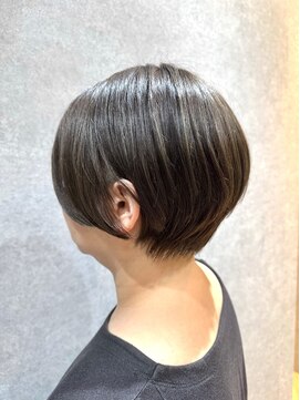 シーインフィニート 清澄白河 現代美術館MOT前店(C∞) すっきりショート/ショートヘア/インディゴアッシュカラー