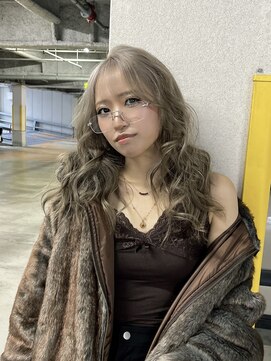 エイトヘアー(8 HAIR) ホワイトベージュ