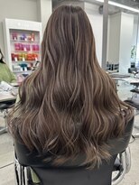 リリット(ReLit)&nbsp;シャギーバタフライカット髪質改善オリーブグレーココアベージュ