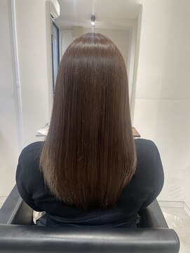 キニ(KINI) 明るめ透明感アッシュベージュ