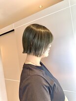 リノア 鵠沼海岸(LINOA) ハイライト/白髪ぼかし/レイヤーカット/髪質改善