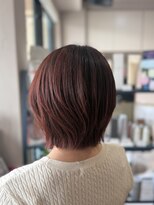 アンビス(1bis)&nbsp;小顔見えするピンクブラウンのくびれボブ