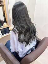 kamie 元町【カミエ】&nbsp;ブリーチなし　カーキアッシュ