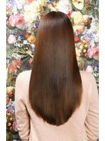 東京美髪研究所 恵比寿本店 ミネコラトリートメント+ヒアルロン酸配合