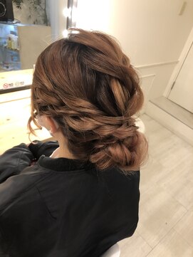 ヘッズ(HEADZ) アップヘア