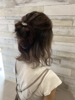 アクビ(AKUBI)&nbsp;似合わせパーティヘア