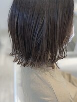 リフ(LIF by MIRROR TALK)&nbsp;切りっぱなしボブ