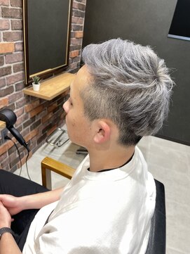 バカンス(VACANCES) メンズ　ホワイトシルバー