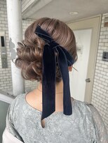 アップスタイル　ヘアセット　お呼ばれヘア