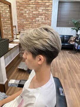 ライズヘアー(RISE HAIR) デザインブリーチカラー