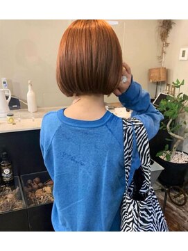 スクレ(s:;cre) ぱつっとボブ×オレンジブラウン