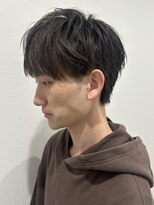 ヒュイル バイ ニアウ(Hwyl by Niau) メンズマッシュパーマニュアンスパーマナチュラルパーマ刈り上げ