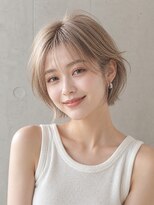 ヌーヌー 鶴ケ峰(nuu nuu)&nbsp;ふんわりかわいいショートボブ×ホワイトミルクティーベージュ