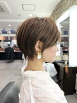 ビューエヒメ(VIEW EHIME)&nbsp;20代30代40代小顔レイヤーひし形ショート