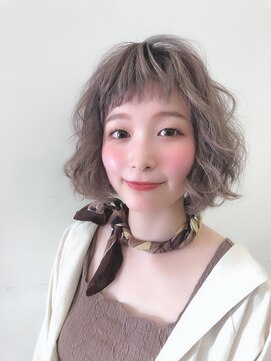 フゥカ 類家店(fuka) 女性らしさたっぷり☆お洒落ミニボブ