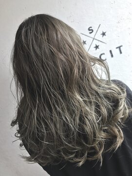 ヘアーアンドスパソシット(HAIR&SPA SOCIT) 外国人風グラデーションロング