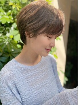 ロイジー(roijir) 【roijir 表参道】小顔マッシュショート×くすみグレー