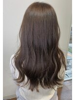 ジウ 上通り(JIU)&nbsp;ナチュラル透明感黒髪暗髪こなれヘアワンカールロング