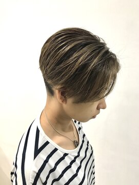 ジェームス(Jyym's) 刈り上げハンサムショート