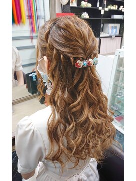 エヌエービー 池袋店(N.A.B.) ハーフアップ