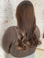 レフアヘアーガーデン(Lehua Hair Garden) 柔らかロング×インナーカラーミルクティーベージュ