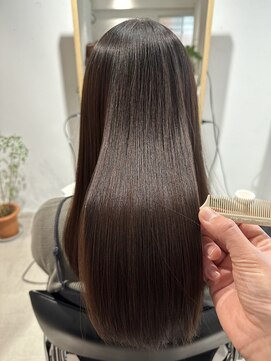 シキ 戸塚(Shiki.) 髪質改善トリートメント ケアカラー