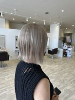 クレア(CREA)&nbsp;ホワイトブロンド